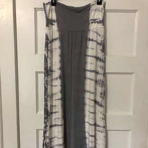 Easel Grey and a White Tye Dye Maxi Skirt